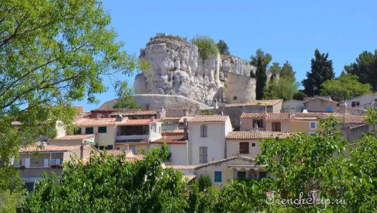 Aix-en-Provence historical routes around Bouc-Bel-Air