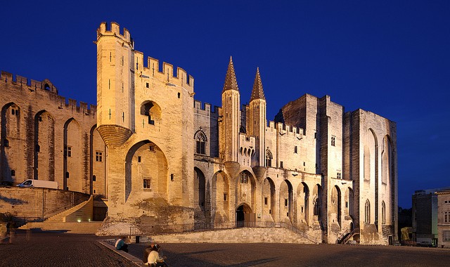 Авиньон - 10 лучших мест в Провансе, самые красивые города Прованса