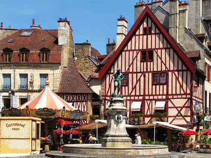 Dijon (Дижон) - путеводитель по городу: достопримечательности, фото, карты, туристические маршруты, транспорт, расписание, стоимость билетов, окрестности