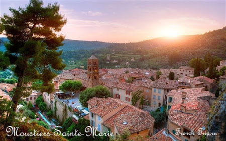 Moustiers-Sainte-Marie, Вердонское ущелье (Gorges du Verdon), Прованс, Франция - Villages et cités de caractère