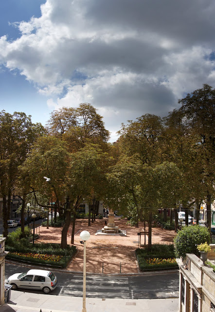 Лион фото, Lyon photo, достопримечательности Лиона, Лион, Лион франция, погода Лион, проноз Лион, Лион отзывы, Лион марсель, город Лион, Лион Рона-Альпы, Лион РЕСТОРАНы, Лион гурман, Лион столица. Лионская кухня. Лион достопримечательности, Лион путеводитель, Лион, Лион погода, Лион что посмотреть, Лион