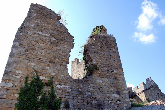 Saint-Montan (Сен-Монтан), Рона-Альпы, достопримечательности, путеводитель
