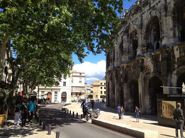 Амфитеатр или Арена Нима (Arènes de Nîmes) Амфитеатр или Арена Нима (Arènes de Nîmes) Достопримечательности Нима (Nîmes)