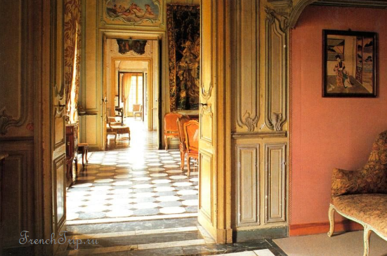 Barbentane chateau interior
