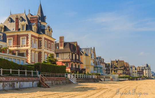 Deauville (Довиль), Нормандия, Франция - как добраться, что посмотреть, путеводитель по городу Довиль. Расписание транспорта, цены на билеты, мероприятия