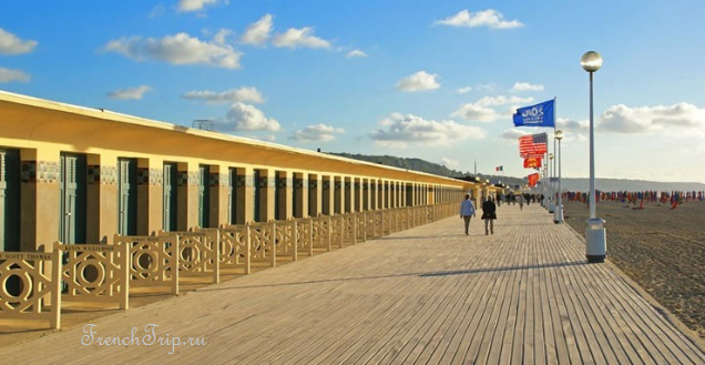 Deauville (Довиль), Нормандия, Франция - как добраться, что посмотреть, путеводитель по городу Довиль. Расписание транспорта, цены на билеты, мероприятия