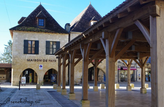 Beaumont-du- Périgord (Бомон-дю-Перигор)