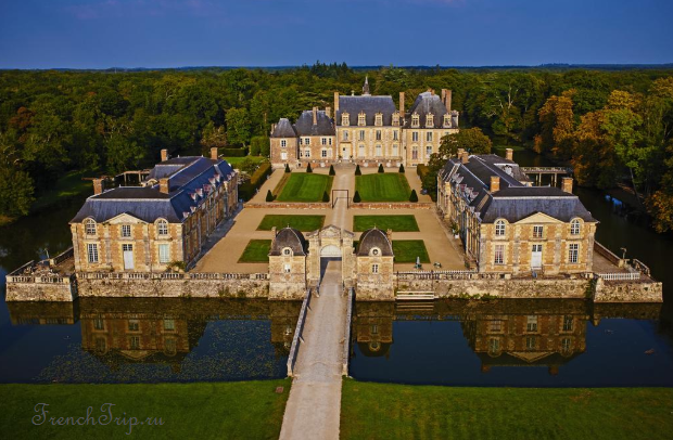 Loire castles Château de La Ferté Saint-Aubin