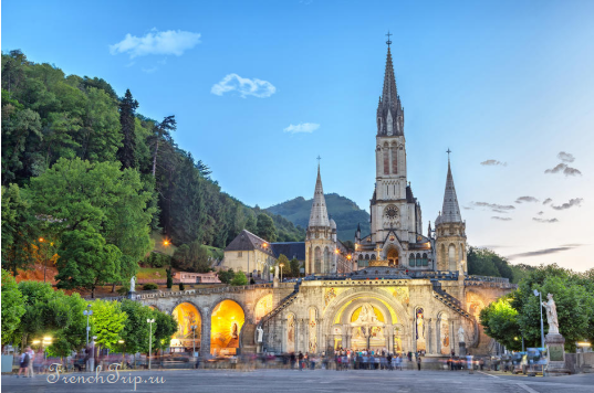 Lourdes (Лурд) Midi Pyrenees-достопримечательности, путеводитель по городу, что посмотреть в Лурде, путеводитель по Франции. Как добраться в Лурд, фото Лурда, паломнически центр Лурд, санктуарий Лурда, святилище Лурда, карта Лурда