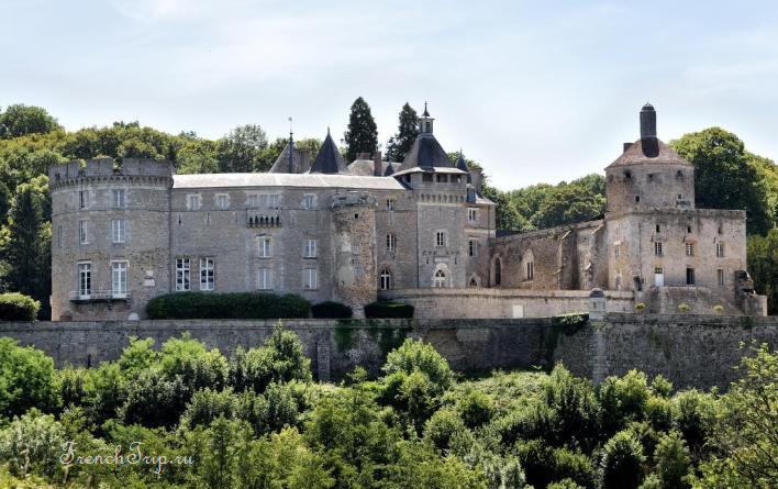 Château de Chastellux_Burgundy castles