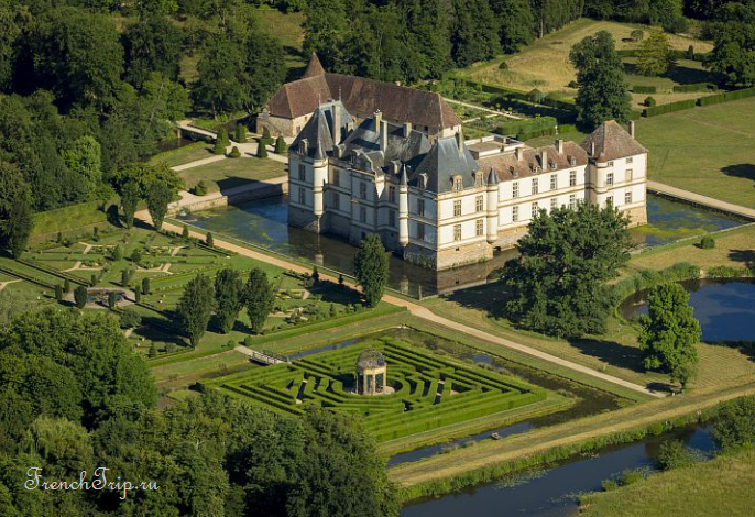 Замок Корматин (château de Cormatin)
