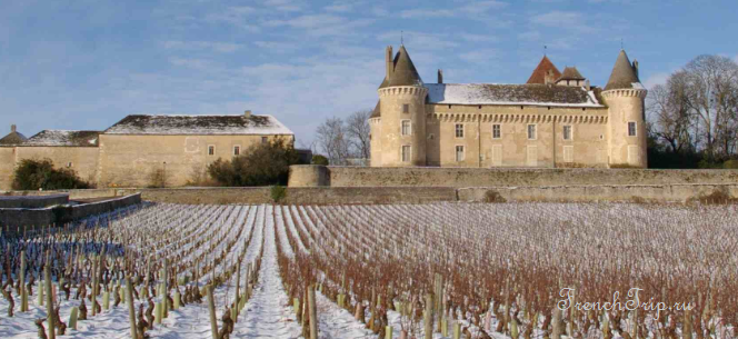Château de Rully in Burgundy_7