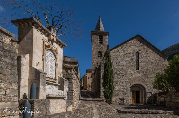 Sainte Enimie_walking tour_map_travel guide_church_1