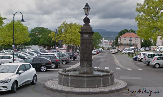 Clermont-Ferrand - Клермон-Ферран - достопримечательности, маршрут по городу, что посмотреть, фото - Монферран маршрут по городу, карта Монферрана - Fontaine des Quatre-Saisons