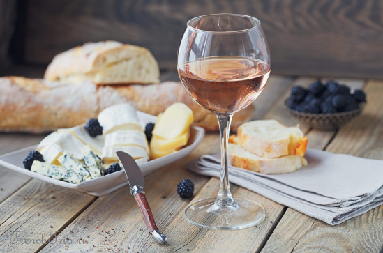 Как сочетать вино с едой: правила комбинации вкусов для изысканного сочетания вина с едой. Как подобрать вино по вкусу, какое вино выбрать для разных блюд