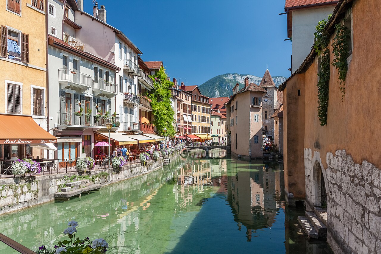 File:Annecy (16424794220).jpg