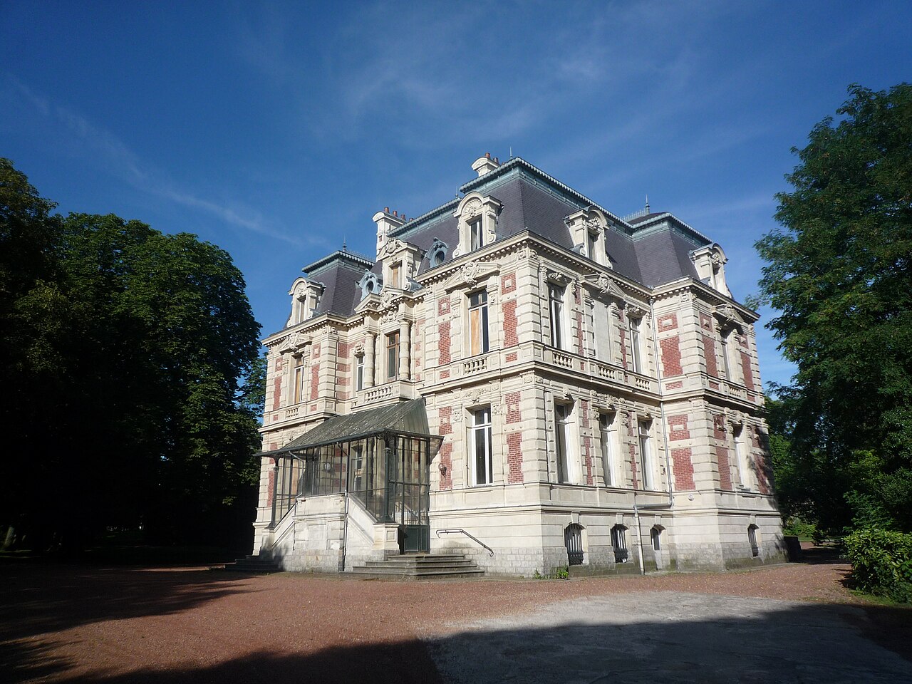 Anzin - Château Dampierre (A).JPG