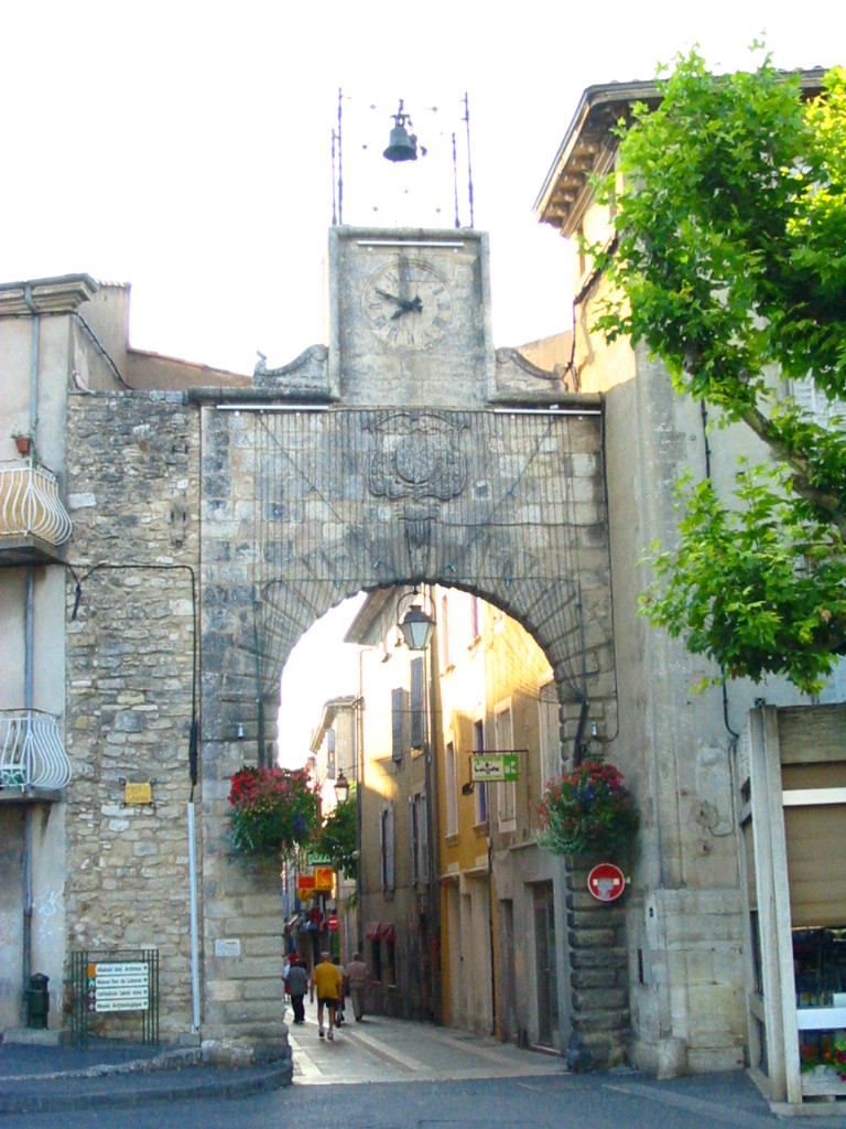 Apt, Porte de Saignon