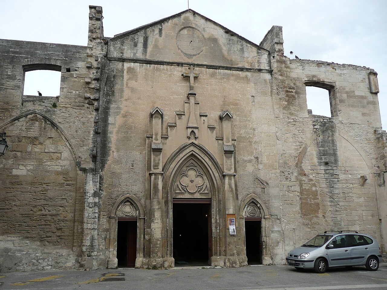 Комплекс аббатства святого Кесария в Арле (Abbaye Saint-Césaire) 