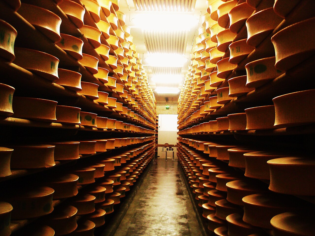 Image result for Beaufort-sur-Doron fromage