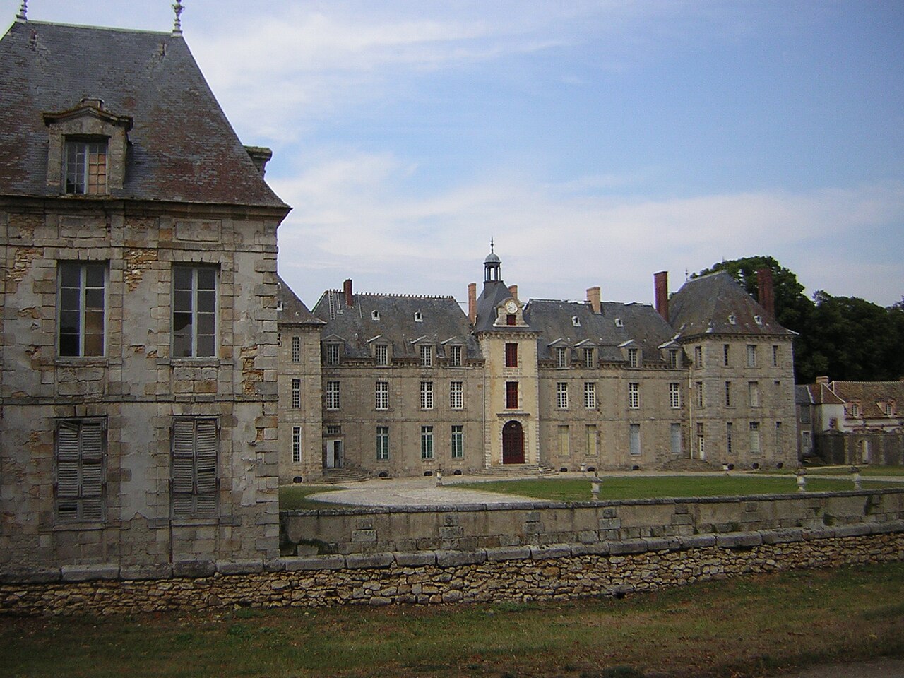 Bouray1.JPG