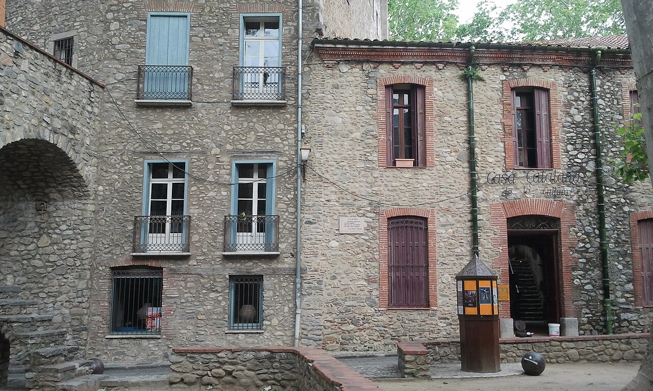 La Maison du-Françoise Claustre Heritage - Арехологический музей Céret, Céret (Сере), Лангедок-Русильон, Франция - путеводитель по городу