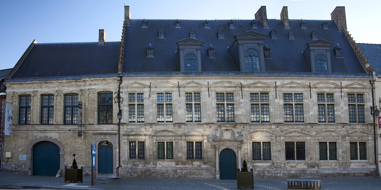 Cassel-Ancien Hôtel de la Châtellenie-20120319.jpg
