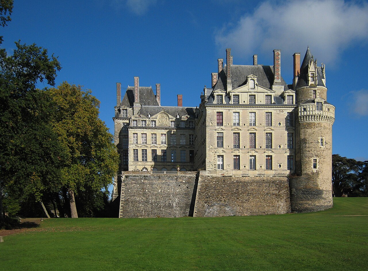 Château de Brissac (Замок Бриссак)