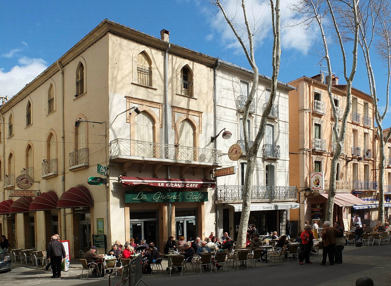 Grand Café Céret (Сере), Лангедок-Русильон, Франция - путеводитель по городу