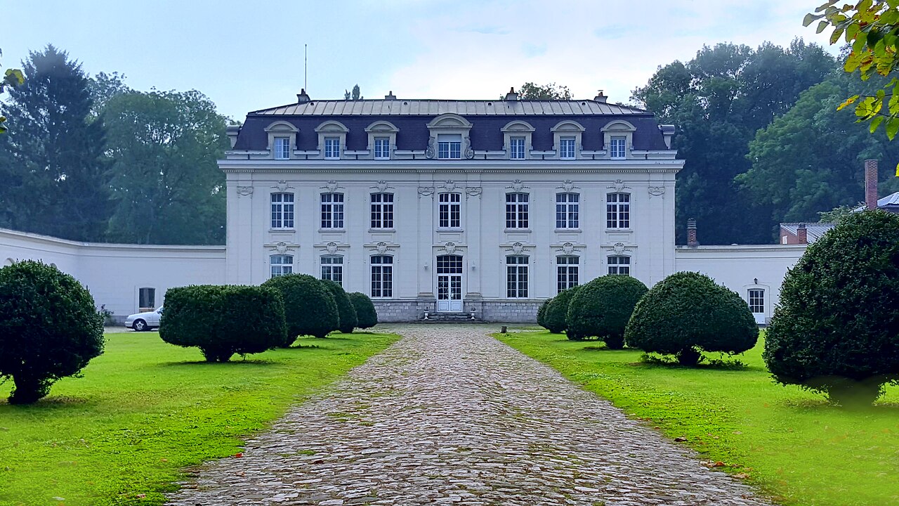 Château de Roucourt.jpg