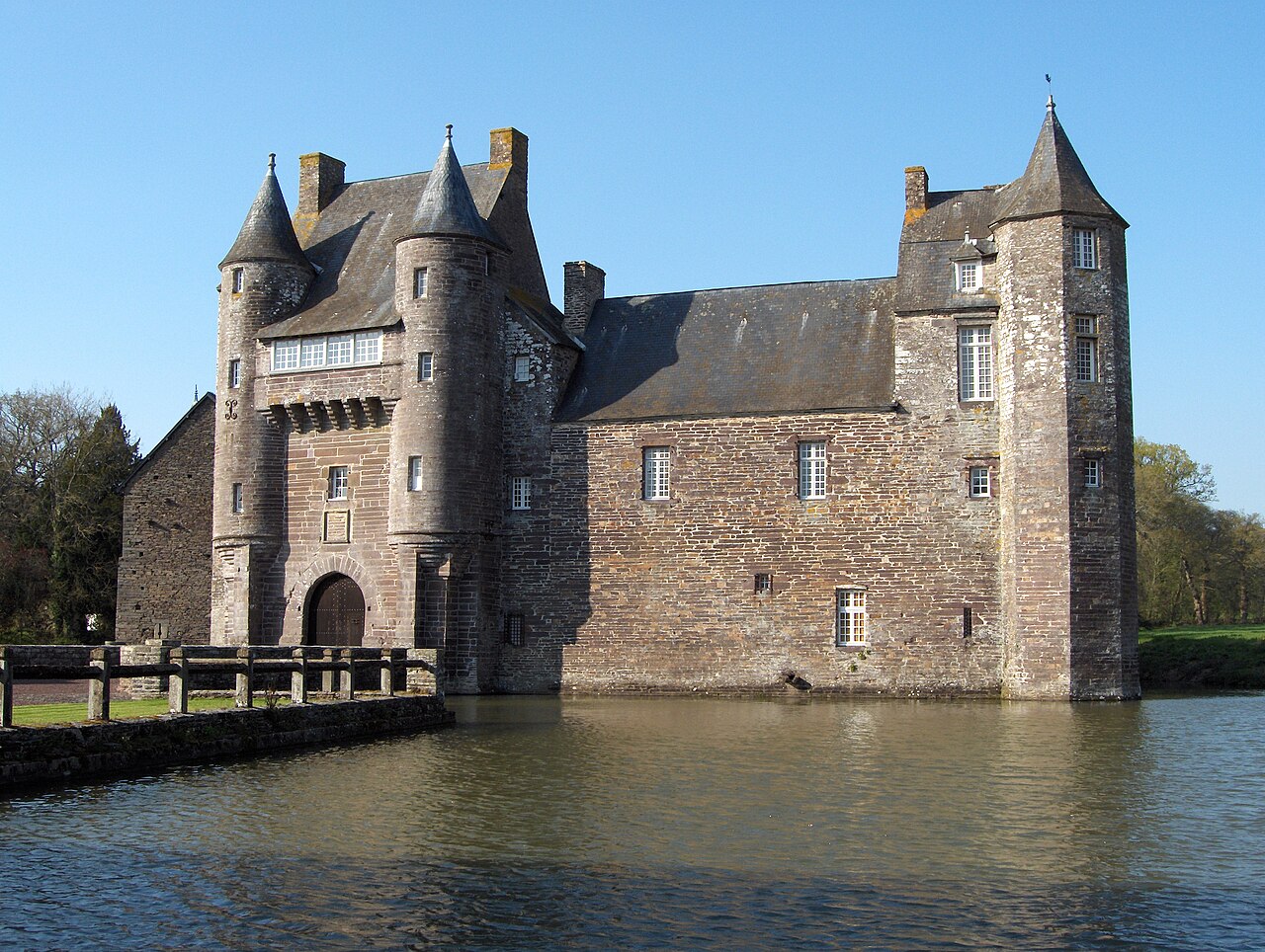 Château de Trécesson (Замок Тресессон), Пэмпон, Бретань