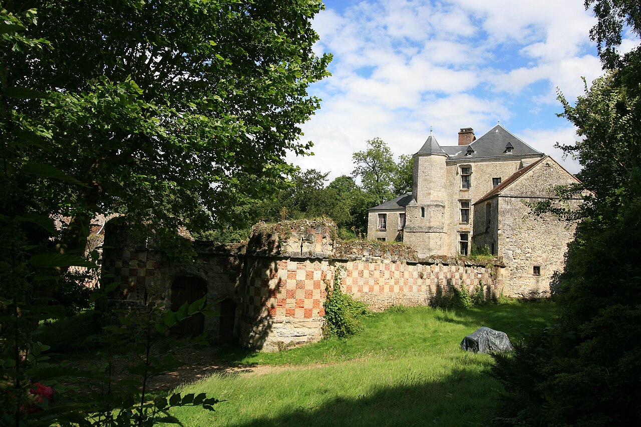 Chateau d'Arthies 151.jpg