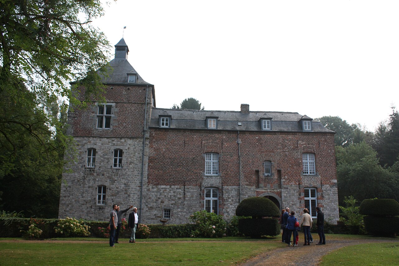 Chateau d'Audignies facade 1.JPG