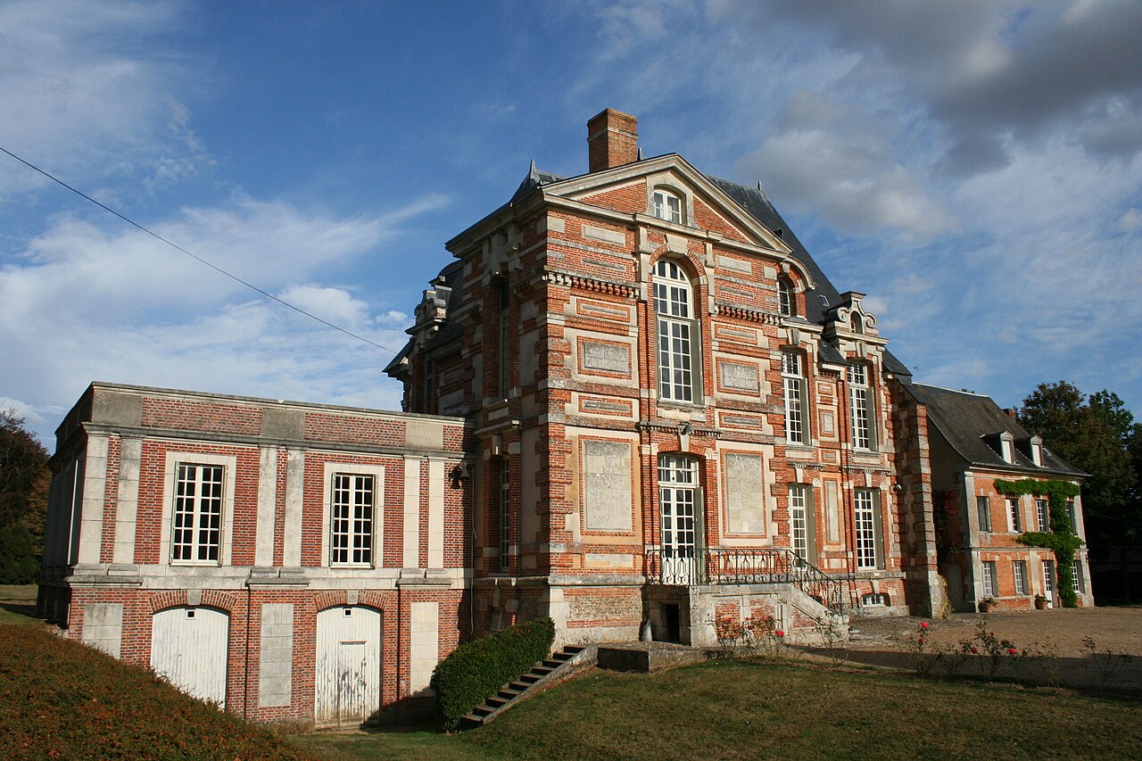 Chateau de Graveron 01.jpg
