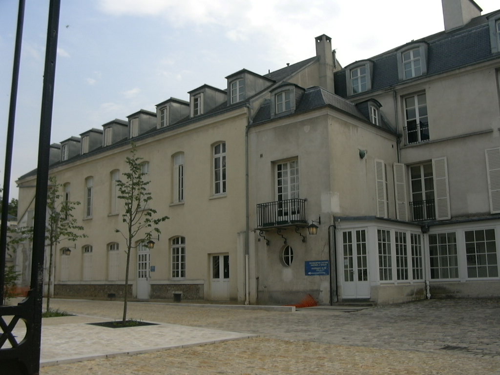 Chateau Parangon jardin 2005.JPG