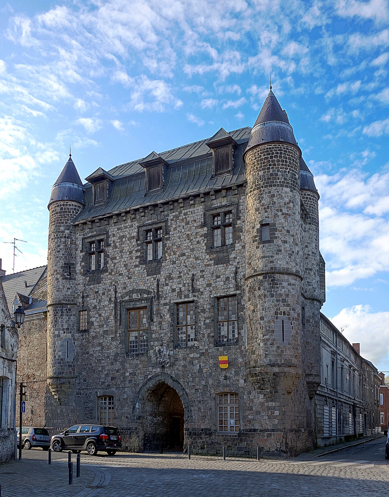 Conde sur escaut chateau.jpg