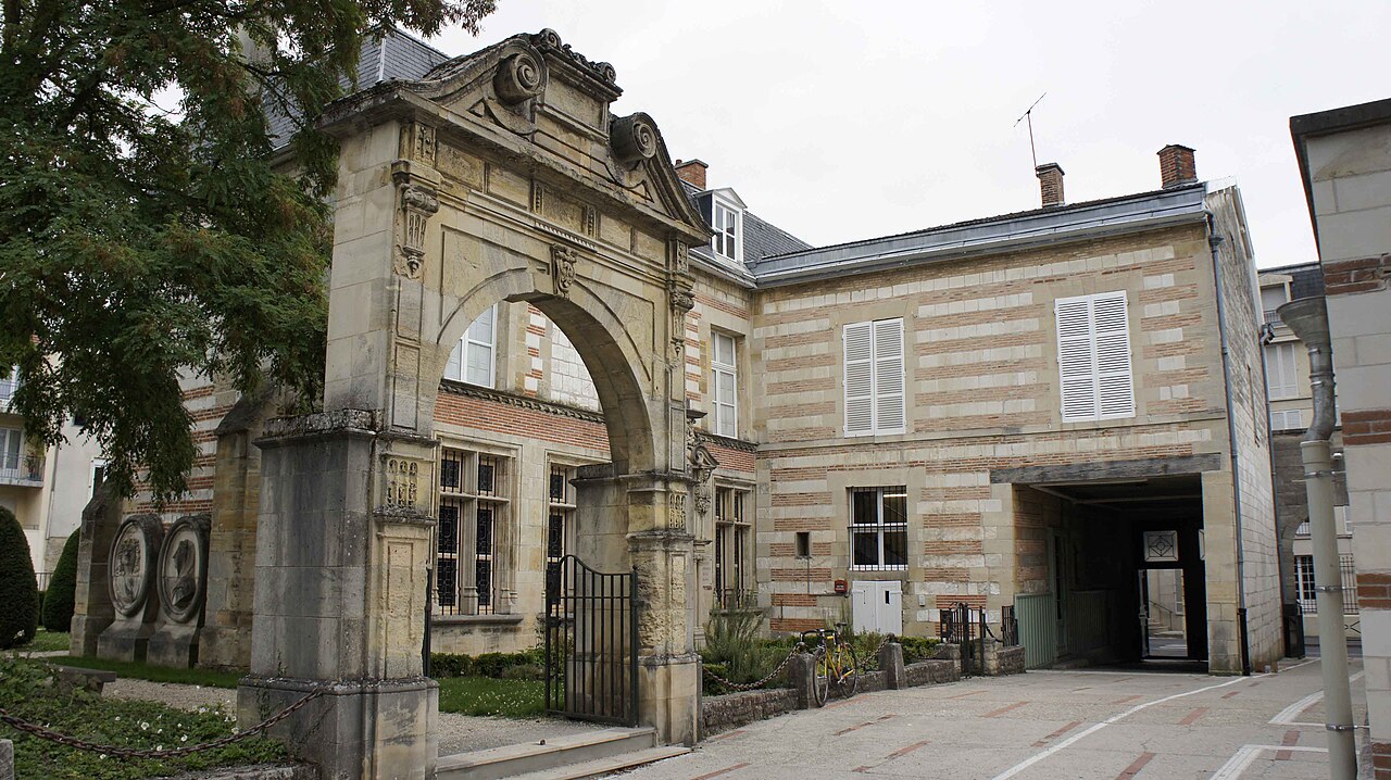 Музеи Châlons-en-Champagne Музеи Châlons-en-Champagne