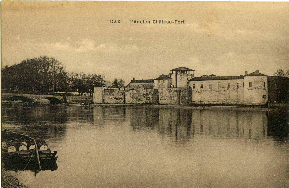 Dax (Landes) - L'Ancien Château-Fort 1.jpg