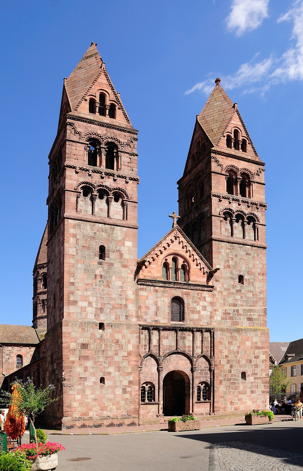 Церковь св. Веры (église Saint-Foy)