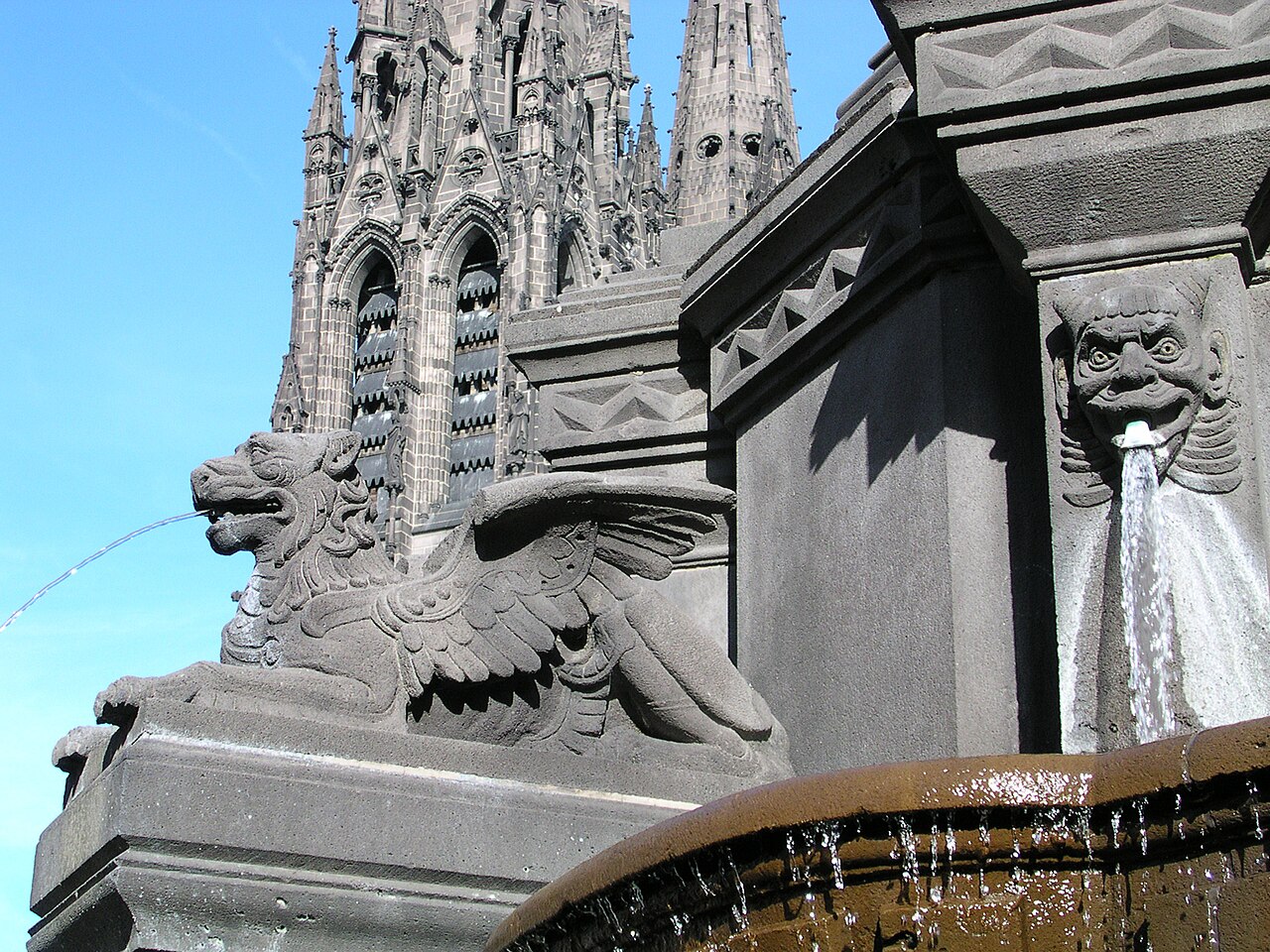 Фотографии Clermont-Ferrand, достопримечательности Clermont-Ferrand