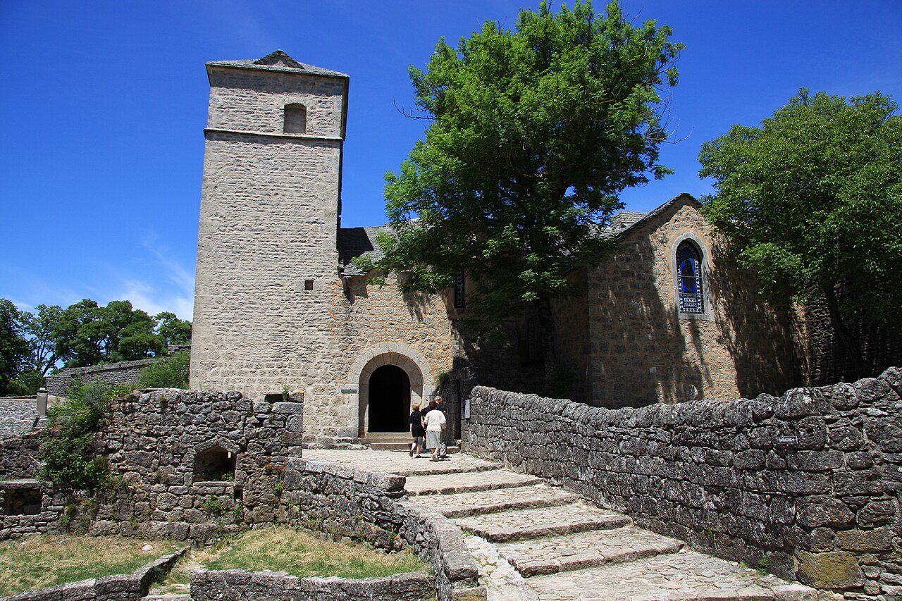 File:France Aveyron la Couvertoirade Eglise 02.jpg