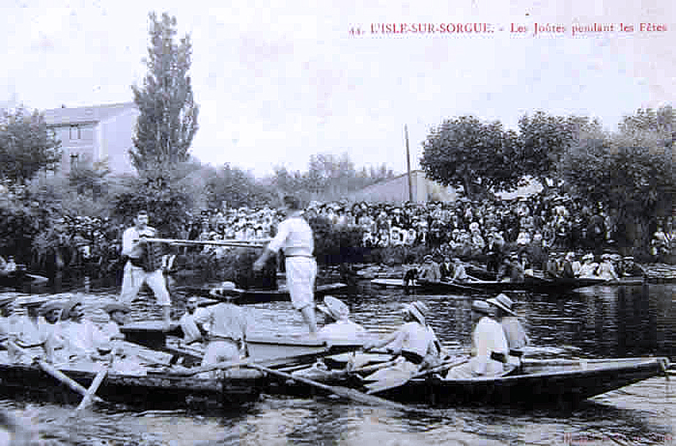 L'Isle-sur-la-Sorgue (Л’Иль-сюр-ла-Сорг)