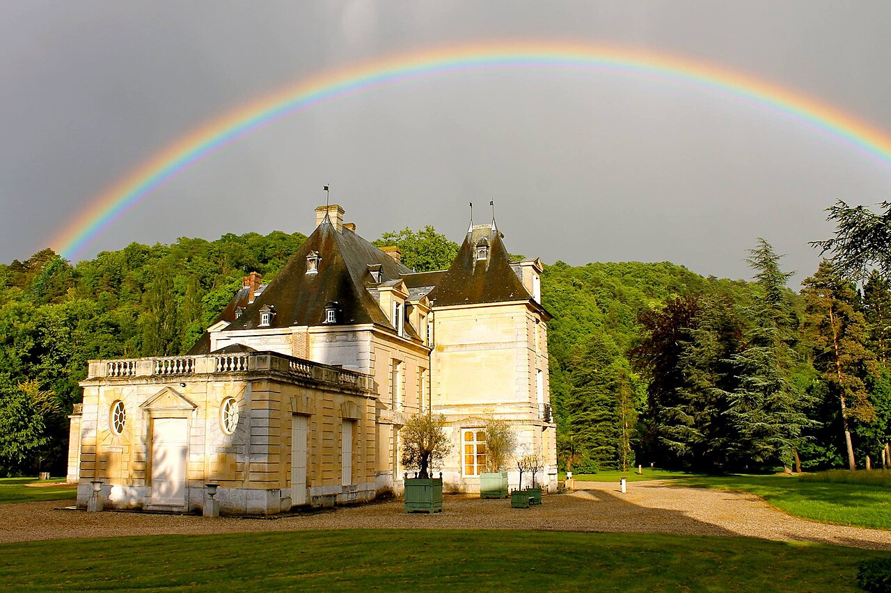 Le château d'Acquigny.jpg