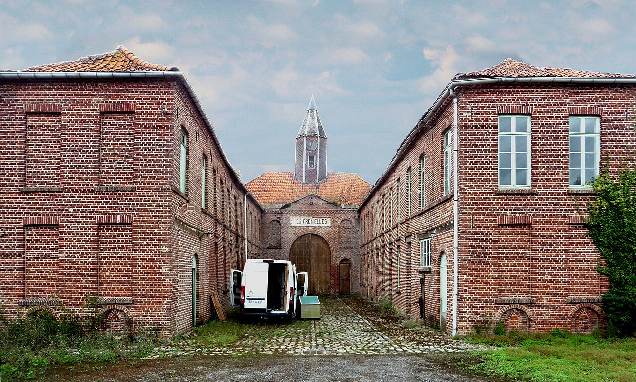 Le château des Frenelles, 59870 Bouvignies (2).JPG