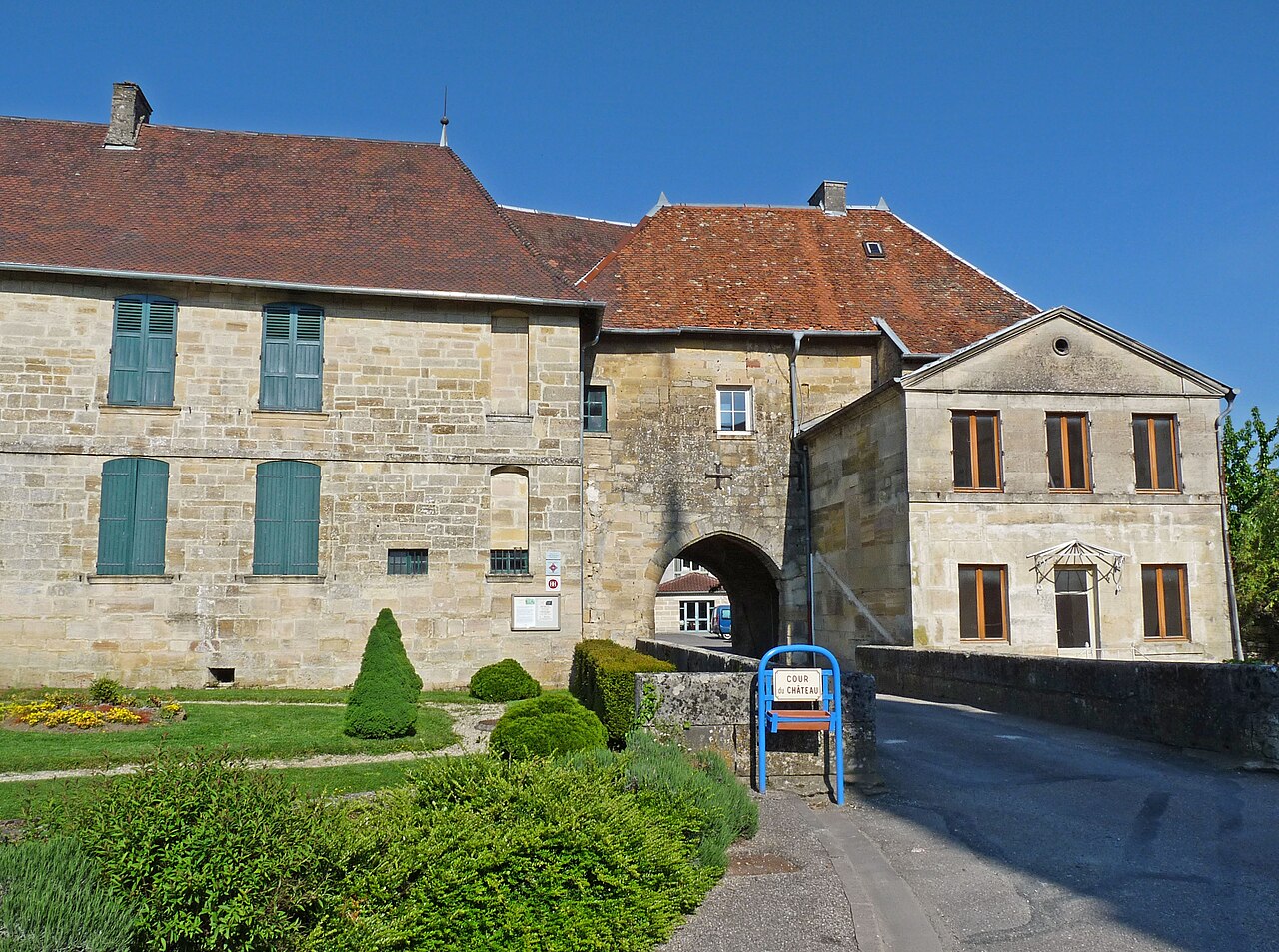 Lisle-en-Rigault-Château de Lisle (2).jpg