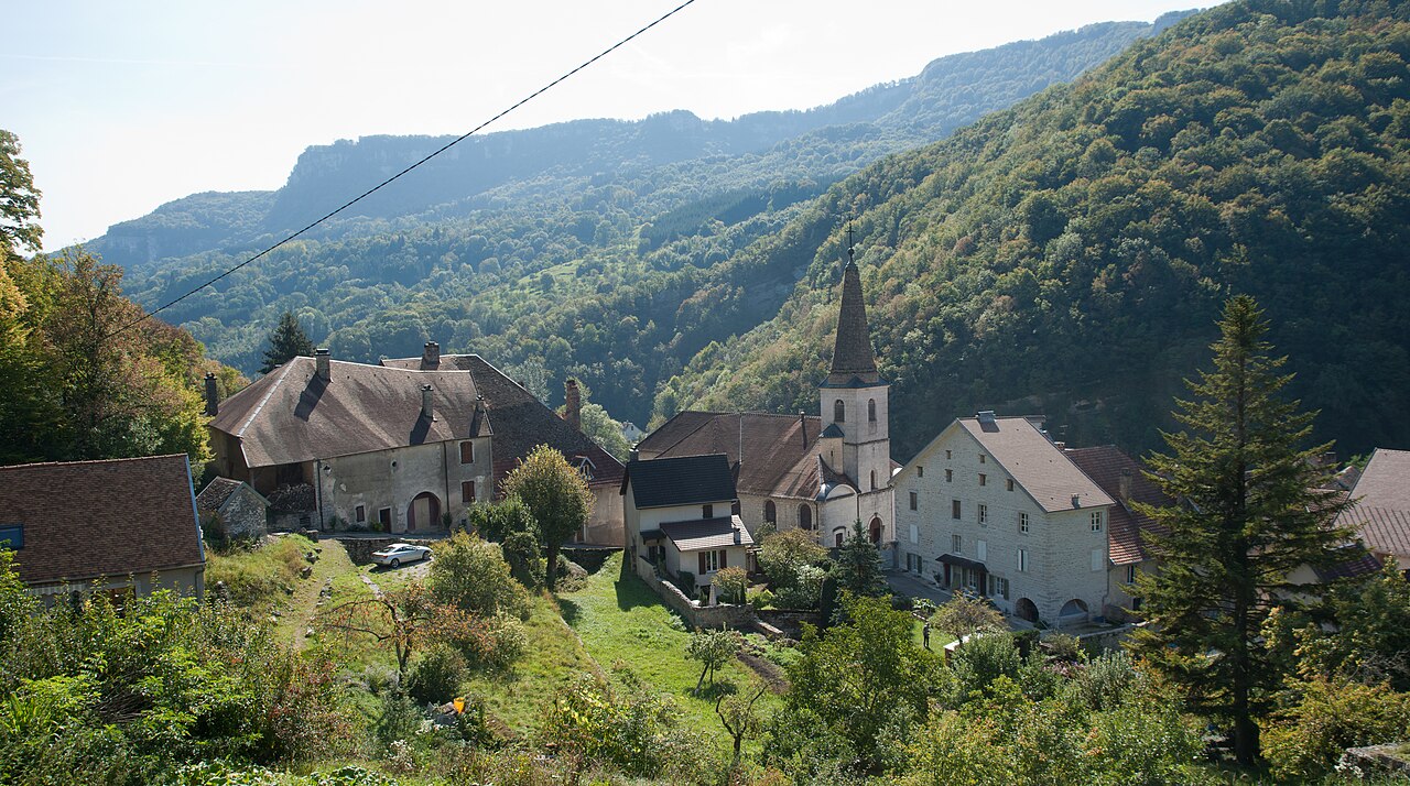 Lods (Ло), Franche-Comte - достопримечательности, путеводитель по городам Франции Lods (Ло), Franche-Comte - достопримечательности, путеводитель по городам Франции