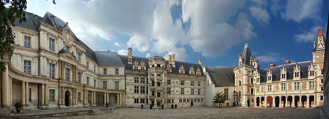 Chateau de Blois (Королевский замок Блуа)