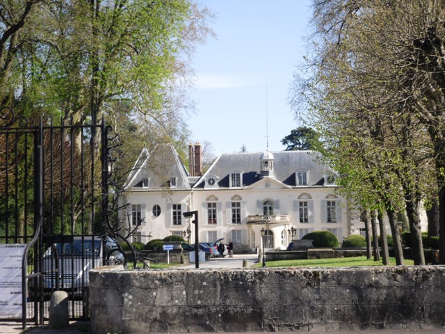 Longpont-sur-Orge Chateau Villebouzin.JPG