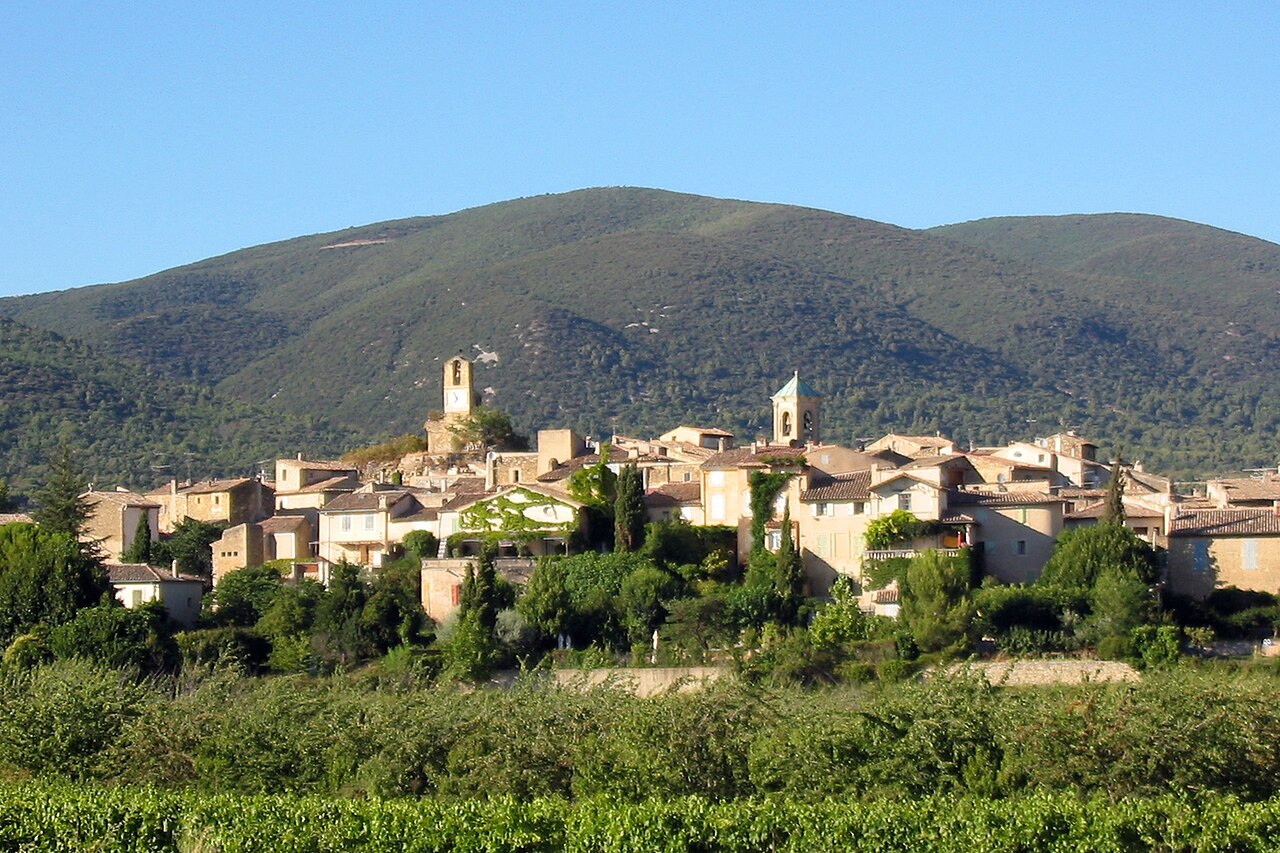 Lourmarin, Прованс, Франция - достопримечательности, путеводитель Lourmarin, Прованс, Франция - достопримечательности, путеводитель