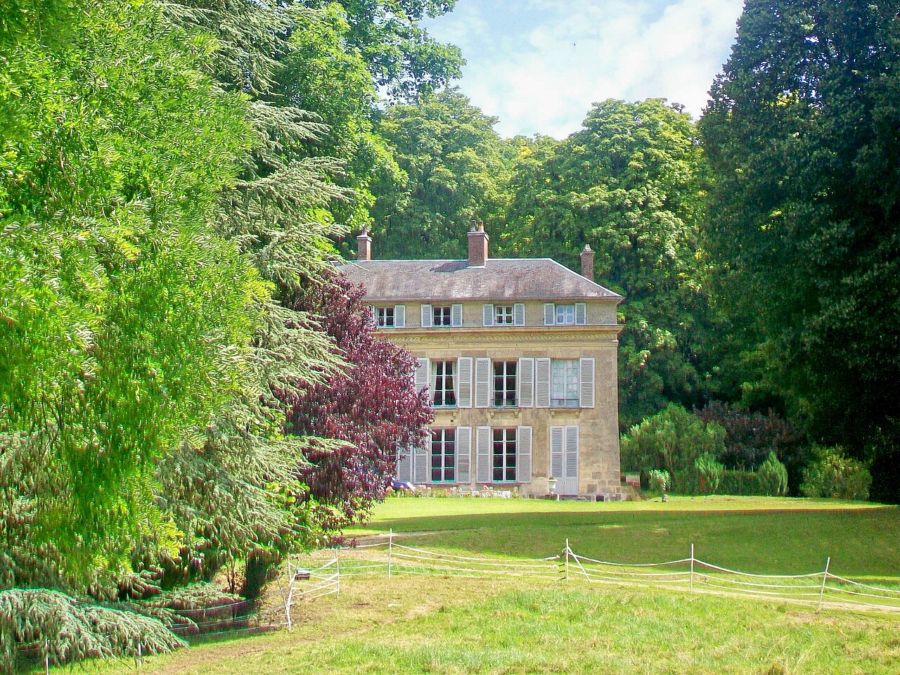 Magny-en-Vexin (95), maison ou château des Bôves, rue du moulin de la Planche 2.jpg